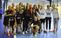 Las integrantes del Fisober con Myrella al final del encuentro.