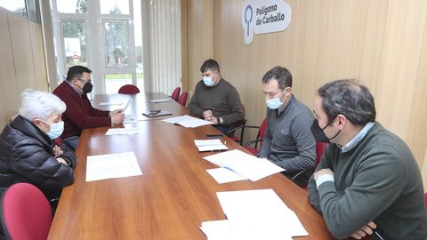 La directiva de la comunidad de propietarios se reunió ayer para analizar las graves secuelas del paro