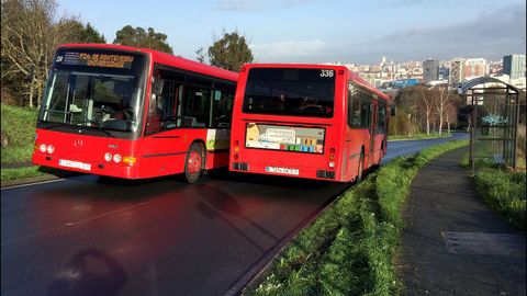 Castro de Elvi�a: apenas caben dos buses