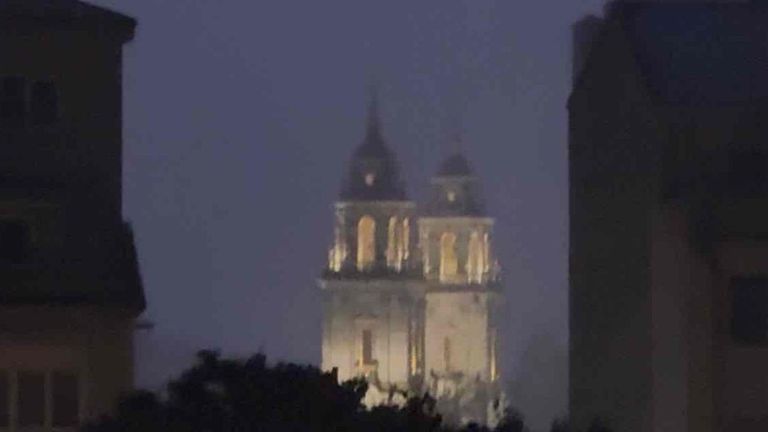 Gran tormenta con rayos y lluvia en Lugo