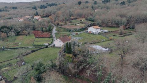 Actualmente la torre solo conserva la mitad de su altura original.