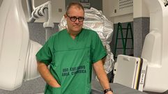 Manuel Fern�ndez Carrera es el jefe de Radiolog�a del CHUO.