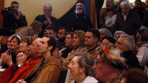 Numeroso p�blico sigui� la inauguraci�n de la Feira Medieval de Monforte, que esta vez se celebr� en el interior de la Casa da Cultura a causa de la lluvia