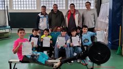 Los jovenc�simos remeros de Cerdido, en la presentaci�n