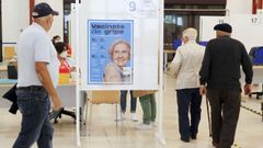 Los mayores que acuden a FIMO para ponerse la segunda dosis de refuerzo contra el covid tambi�n pueden vacunarse de la gripe