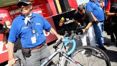 Jaime Mir, en el puesto de salida de la Vuelta en Vilagarc�a