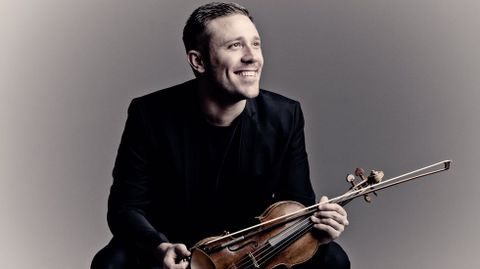 Roberto Gonz�lez-Monjas dirige la Orquestra Sinf�nica