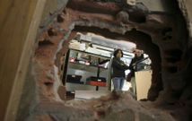 Imagen de archivo del robo cometido en una joyer�a de la ciudad el a�o pasado. 