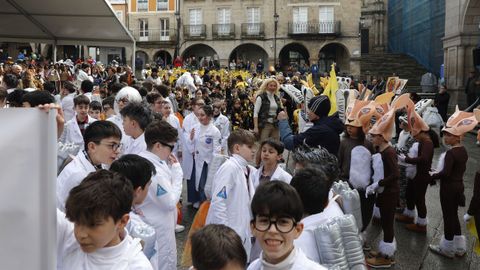 Los colegios de la capital tambin celebraron el entroido