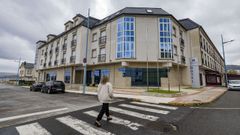 Hotel Playa de Laxe. En este establecimiento, alojarse el Jueves o el Viernes Santo, y tambi�n el s�bado 30 cuesta 85 euros la habitaci�n por noche, seg�n apuntaron ayer desde la direcci�n