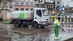 Limpieza realizada en Ferrol Vello dentro del plan de barrios.