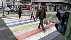 Uno de los pasos de cebra LGTBI de A Coru�a, anteayer.