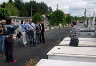 Las visitas guiadas por el cementerio San Froil�n se realizan desde hace dos a�os.