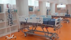 Camas preparadas en la UCI 9 del HUCA