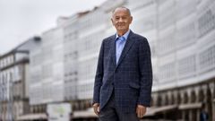 El cirujano card�aco Alberto Juff� Stein practic� el 5 de abril de 1991 en el Chuac (A Coru�a) el primer trasplante de coraz�n realizado en Galicia.
