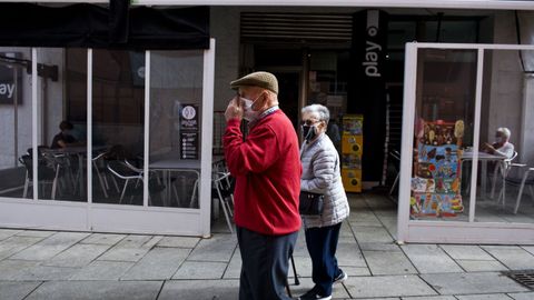 Primer d�a en Arteixo tras las restricciones impuestas por la Xunta. 