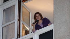 Marina, la �resistencia� que canta frente al coronavirus en Ourense