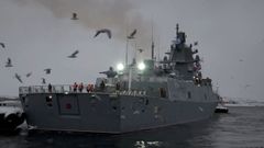 El Ministerio de Defensa ruso difundi� im�genes de la fragata Almirante de la Flota de la Uni�n Sovi�tica Gorshkov saliendo de la base naval de Severomorsk.