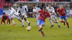 Champi anotó el gol de la victoria desde los once metros