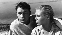 Lui (Phillipe Noiret) e Elle (Silvia Monfort), na pelcula de Agns Varda La Pointe Courte.