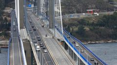 Asfaltados y pintados los carriles de acceso a Vigo del puente de Rande