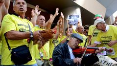 Protesta �animal� en Novagalicia