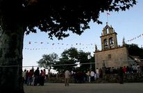 Los padres saletinos apuntan que la madre de Adolfo N��ez regres� a Venezuela tras A Saleta.