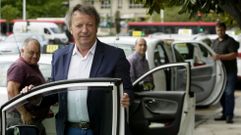 �Cobrando viajes de 15 euros a 7 est�n hundiendo el sector�