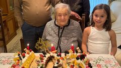 Guillerma Tabares, con su bisnieta
