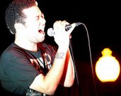 Rodrigo, vocalista de Barrio Rojo, en una reciente actuaci�n. 