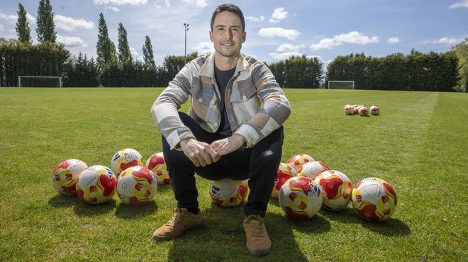 Adri&aacute;n Armental, en San L&aacute;zaro, minutos antes del entrenamiento de este jueves.