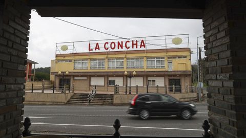 La ic�nica sala se encuentra en la parroquia de O Val.