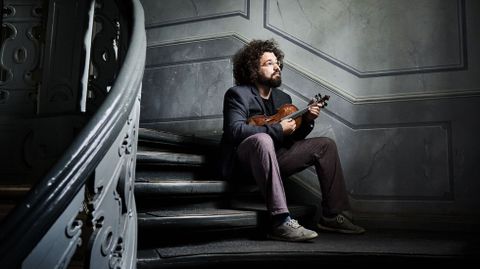 El violinista Jonian Ilias Kadesha dirigir el Concierto del Crculo