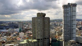 Vista de la torre Tr�bol y la Herc�n. 