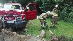Bomberos llevando a cabo las tareas de rescate