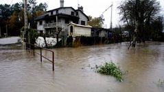 Evacuadas tres viviendas en Ponteareas
