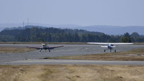 Reunión aeronáutica en Rozas