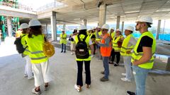 Primera visita de profesionales sanitarios a las obras del hospital Gran Montecelo, en Pontevedra