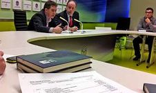 Lores y Louro comparecieron juntos para presentar las �grandes cifras� de las cuentas municipales.