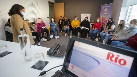 A la primera sesi�n acudieron mujeres de distintas comarcas 