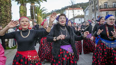 Gran concurso de disfraces y comparsas en Porto do Son