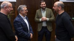 Luis Menor recibi� a la directiva de la asociaci�n de autoescuelas de Ourense