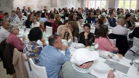 Celebracin del 25 aniversario de la asociacin AMICOS en el  Restaurante Trapeiro, Lousame