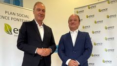 Antonio Reguera, delegado de la Xunta en Pontevedra, y Antonio Casal, director territorial de Ence en Galicia