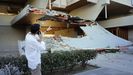 Colapsa el voladizo del garaje de un edificio en la calle Casares Quiroga