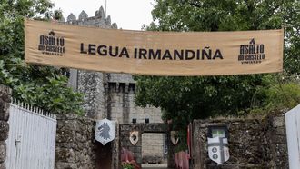 Todo listo. La fortaleza vimiancesa ya luce sus mejores galas para la noche de hoy con la d�cima Legua Irmandi�a. La velada servir� de antesala para el 29.� Asalto ao Castelo, que se celebrar� el pr�ximo viernes y s�bado.