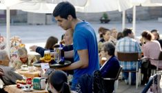 Durante el pasado ejercicio se contrataron 1.125 camareros en Deza y otros 1.259 en Tabeir�s-Montes.