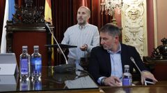 Gonzalo P�rez J�come, llegando a un pleno del Concello de Ourense.