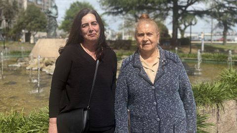 Carmen Garc�a (izquierda) y Rosa Otero, de la Asociaci�n Antonio Noche