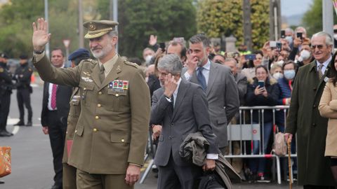 Despus de ver la exposicin, Felipe VI y el Ministro del Interior, Fernando Grande-Marlaska abandonaron Sarria en el mismo coche